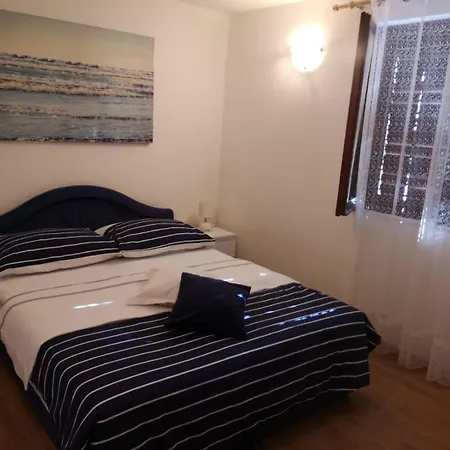Ana Dom wakacyjny Ražanj